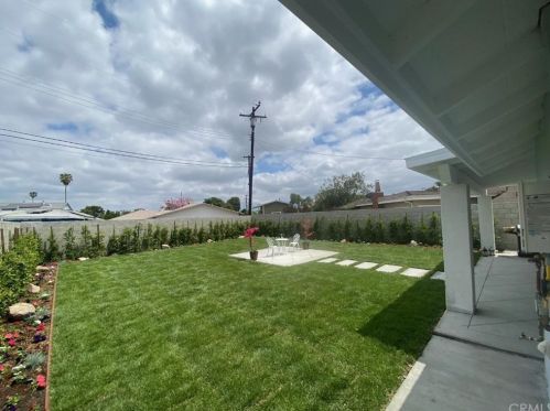 14412 Cordary Ave, Hawthorne CA  90250-8340 exterior