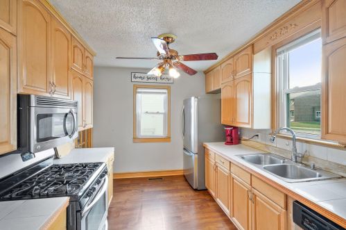 6218 Lilac Dr, Minneapolis MN  55430-2249 exterior