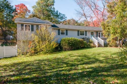 43 Tenby Dr, Nashua, NH 03062-2020