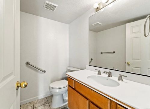 1075 Paseo La Cresta, Chula Vista CA  91910-6731 exterior