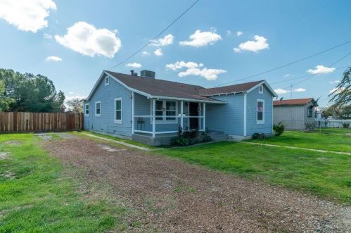 1645 Canal Farm Ln, Los Banos, CA 93635-4405
