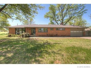 4174 43, Tulsa OK  74107-6219 exterior