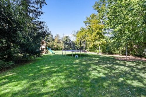 406 Brierhill Rd, Bannockburn IL  60015-4402 exterior