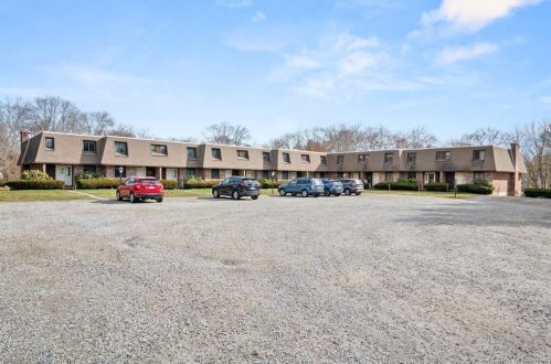 31 Main St, Niantic CT  exterior