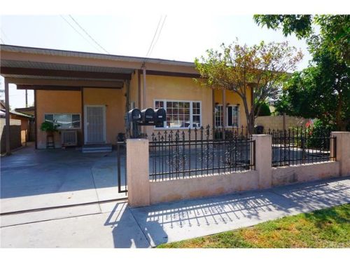 8746 Chester St, Paramount, CA 90723-4612