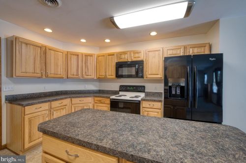 345 Journey Ln, Berkeley Springs WV exterior