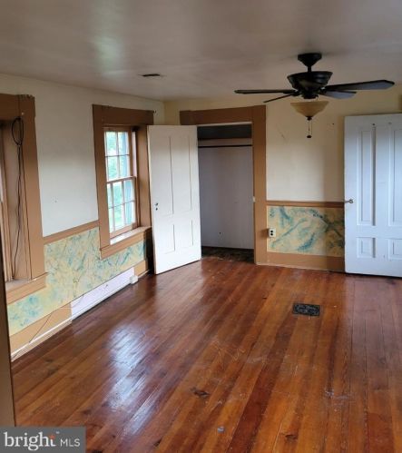 69 Springfield Pike, Springfield WV  26763 exterior