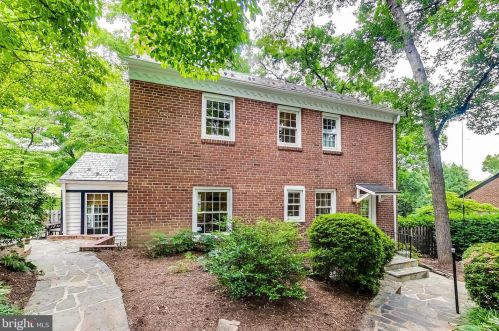 610 Ellsworth Dr, Silver Spring MD 20910-4301 exterior