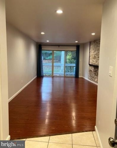 8500 Barrington Ct, Springfield VA  exterior