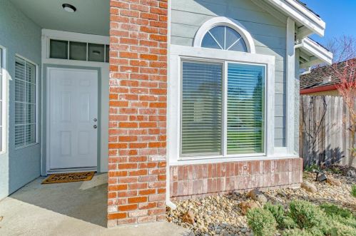 6503 Shasta Creek Way, Elk Grove, CA 95758-5426