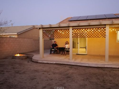 43113 Homestead St, Lancaster CA  93535-4837 exterior