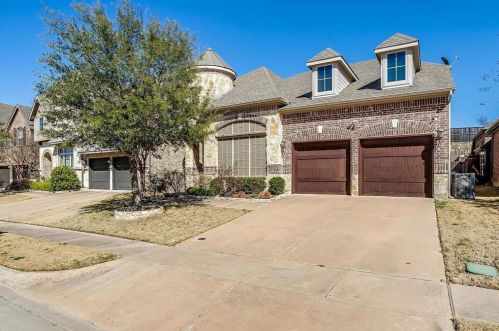 7401 Brightwater Rd, Fort Worth, TX 76132-4325