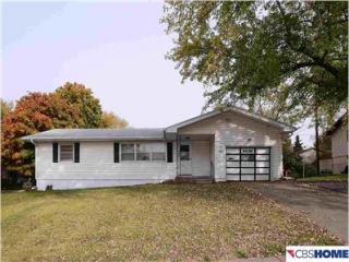6130 Jaynes St, Omaha, NE 68104-1635
