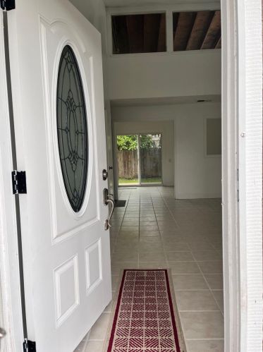 2208 Sharon Way, Modesto, CA 95350-2536