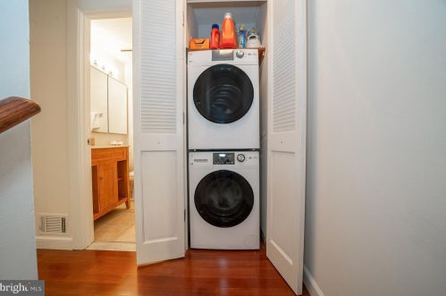 2023 Chancellor St, Philadelphia PA 19103-5604 exterior