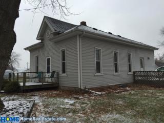 150 5th St, Highland, NE 68331-3005