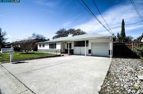 1381 Rosemary Ln, Concord, CA 94518-3727