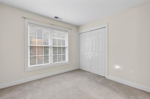 85 Nutmeg Cir, Colchester CT  06415-2314 exterior