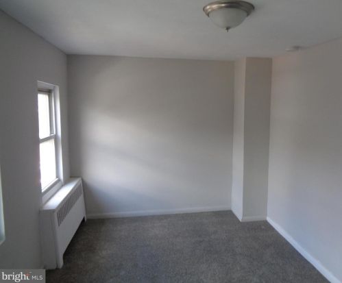 316 Woodland St, Trenton NJ 08610-6146 exterior