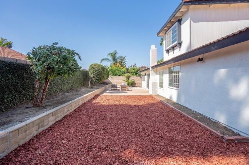 6190 Baja Dr, Anaheim CA  92807-4037 exterior