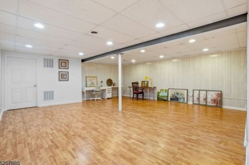 22 Grant Way, Princeton NJ  08540-1600 exterior