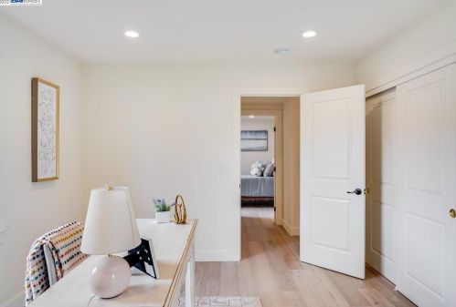 1867 Pleasant Hill Rd, Concord CA  94523-4040 exterior