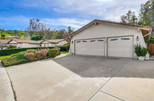 2120 Estela Dr, El Cajon, CA 92020-1010