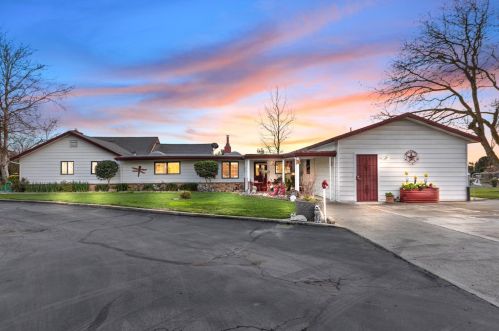 13130 Alta Mesa Rd, Clay, CA 95638-8359