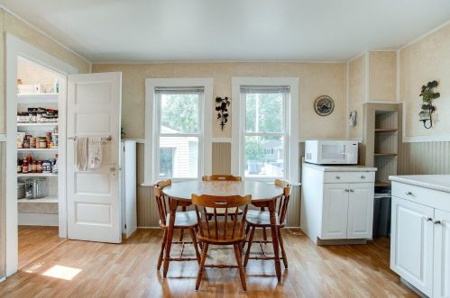 962 Cook Ave, Saint Paul MN  55106-3235 exterior