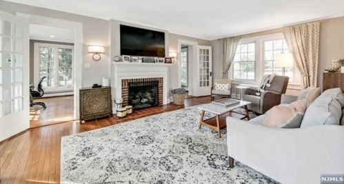 163 Phelps Rd, Ridgewood, NJ 07450-1418