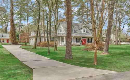 15456 Bedford Ln, Conroe, TX 77384-3477