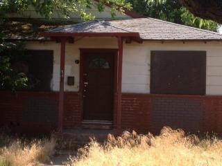 912 V St, Merced, CA 95341-5625