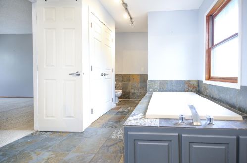 13438 Granada Ave, Saint Paul MN  55124-7618 exterior