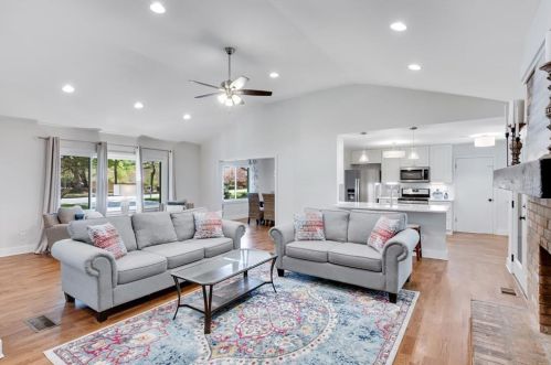 4890 Happy Holw Rd, Atlanta GA  30360-1263 exterior