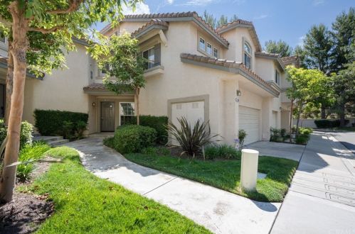 1066 Farralon Ln, Anaheim, CA 92808-1532