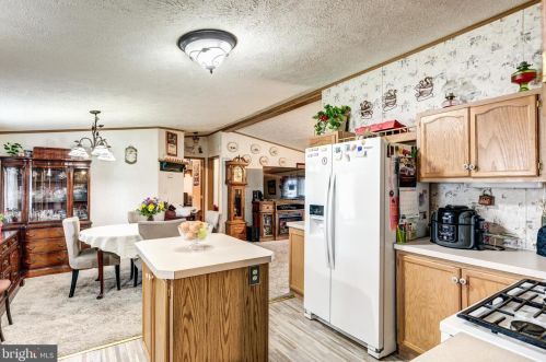 24 Raptor Dr, Hanover PA 17331-8159 exterior