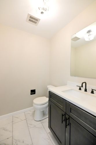 2577 Cranbrook Dr, Cincinnati OH  45231-1108 exterior