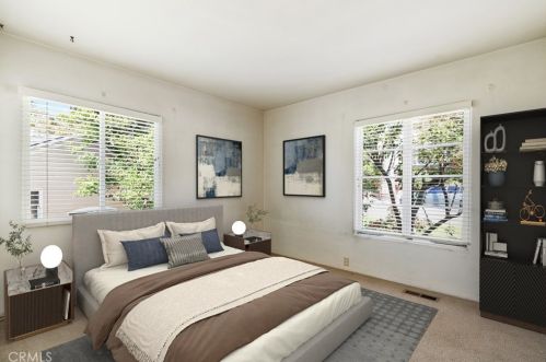 1014 Mountain St, Glendale CA  91202-1042 exterior