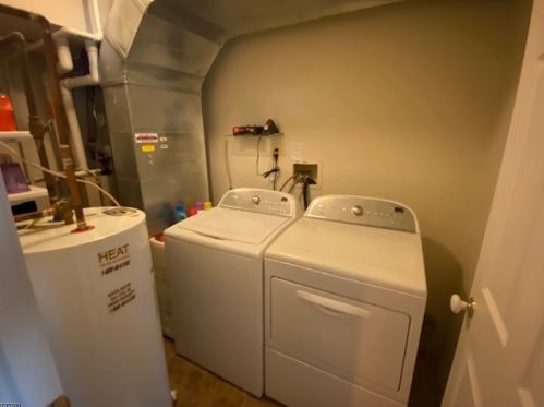 64 Dayton Ct, Hackettstown NJ  07840-4692 exterior