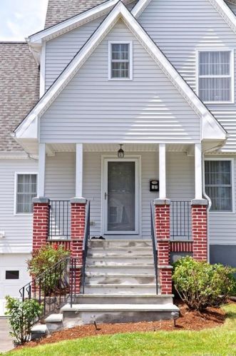62 Truman St, Norwalk, CT 06850-3535