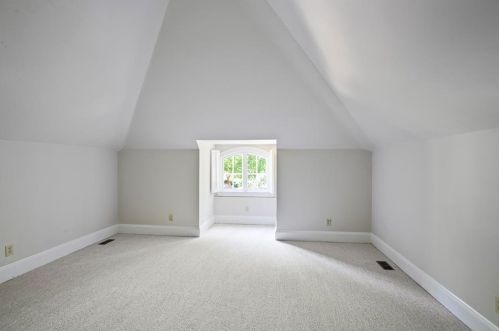 110 Hemmingwood Way, Atlanta GA  30350-4331 exterior