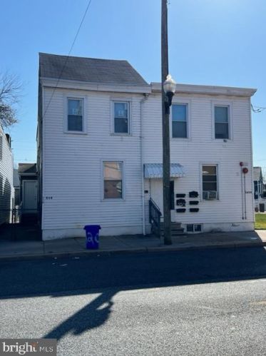 218 Broadway, Gloucester, NJ 08030-1103