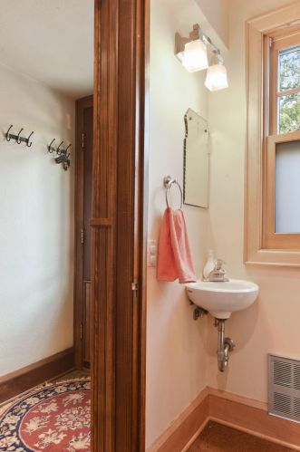 2117 Dudley Ave, Saint Paul MN  55108-1415 exterior