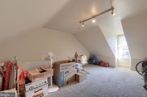 653 Vine St, Lancaster PA  17603-5510 exterior