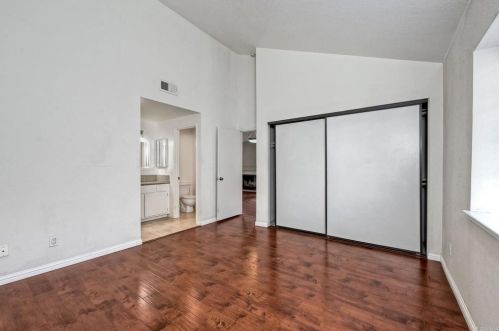 740 Breeze Hill Rd, Vista CA  92081-4301 exterior