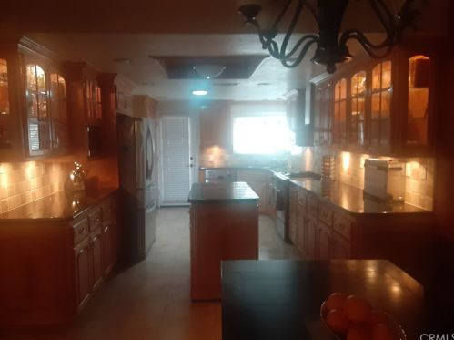 8415 Yarrow Ln, Riverside CA  92508-2926 exterior