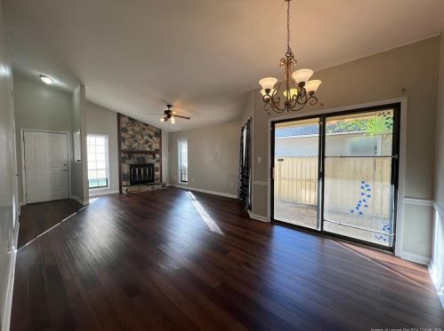 6951 Timberwood Dr, Fayetteville, NC 28314-1613