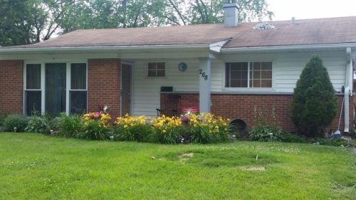 268 Dennis Rd, Wheeling, IL 60090-4614
