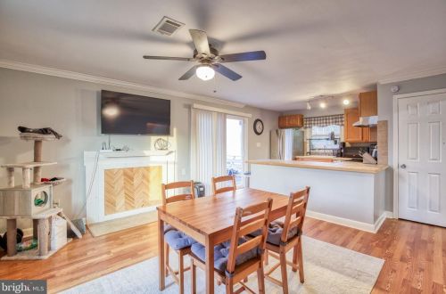 19129 Windsor Rd, Triangle VA  22172-2423 exterior