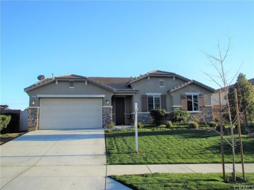 12071 18th St, Yucaipa, CA 92399-7202